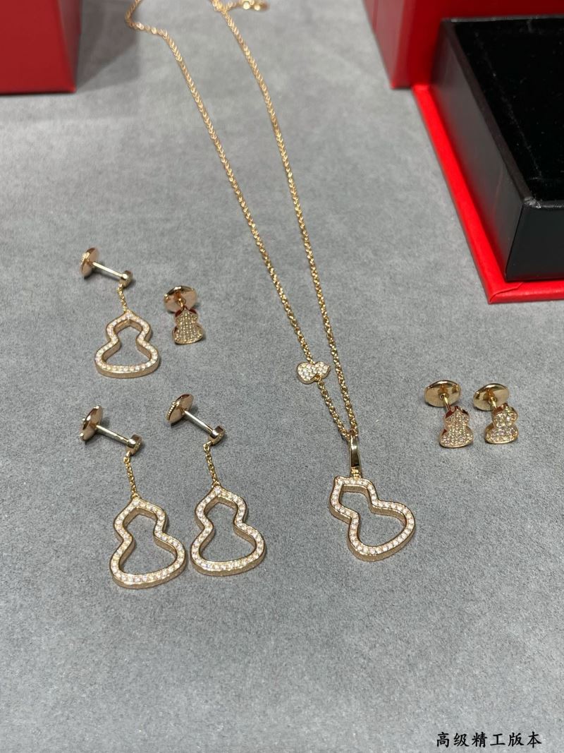 Qeelin Necklaces